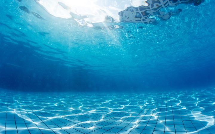 Zwembadonderhoud: grenzeloos én gezond zwemplezier met de tips en adviezen van Arjan Brok tuin- en zwembadinrichting